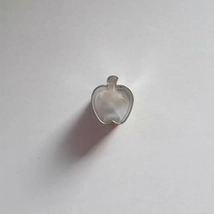 Kis alma linzer közép forma, linzer kiszúró 2 cm