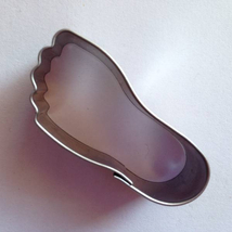 Kis babatalp sütemény kiszúró forma fém 4,5 x 2,1 cm