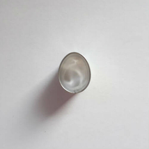 Mini tojás linzer közép, húsvéti linzer kiszúró 2,2 cm