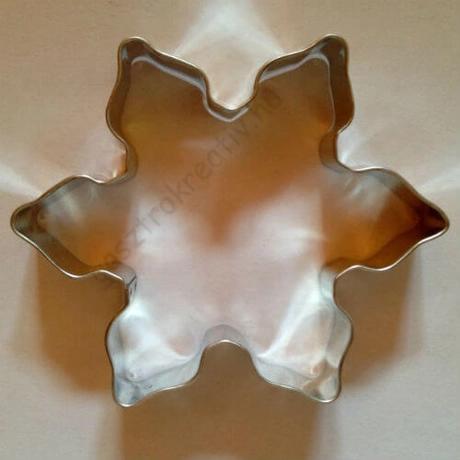 Óriás hópehely forma sütemény kiszúró 8,5 cm