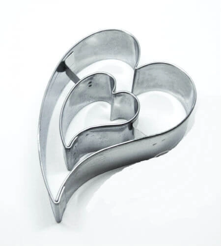 Szívben szív sütikiszúró forma 6,9 cm Valentin napra - felső